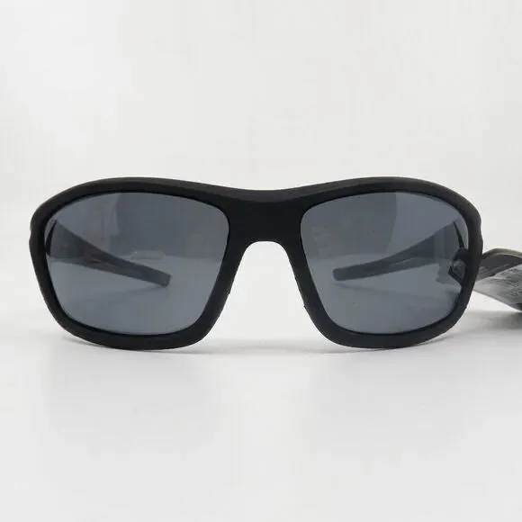 Polarized Foster Grant Ironman Zeal New Black/Gray Sunglasses with pouch - Picture 2 of 6